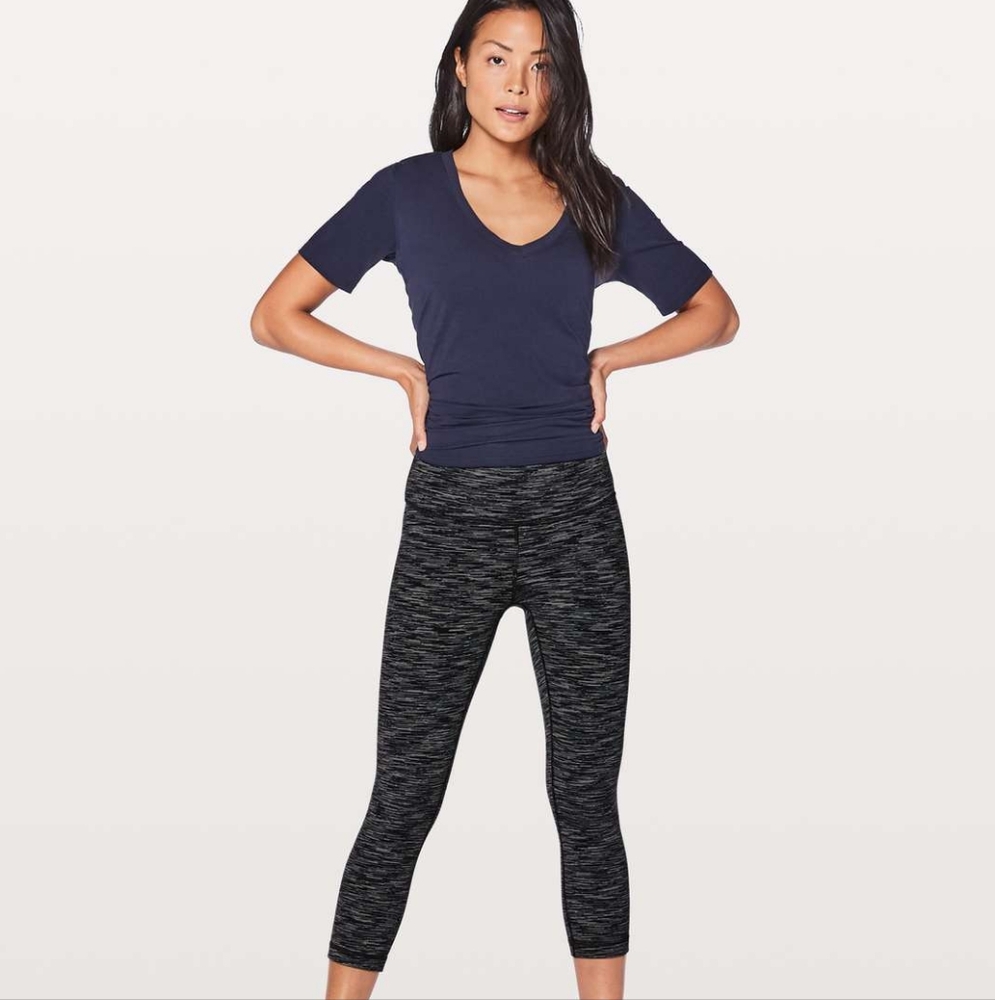 EUC 💎 Lululemon Wunder Under Crop (Hi-Rise) *21"Wee Are From Space Black Slate - Picture 2 of 6